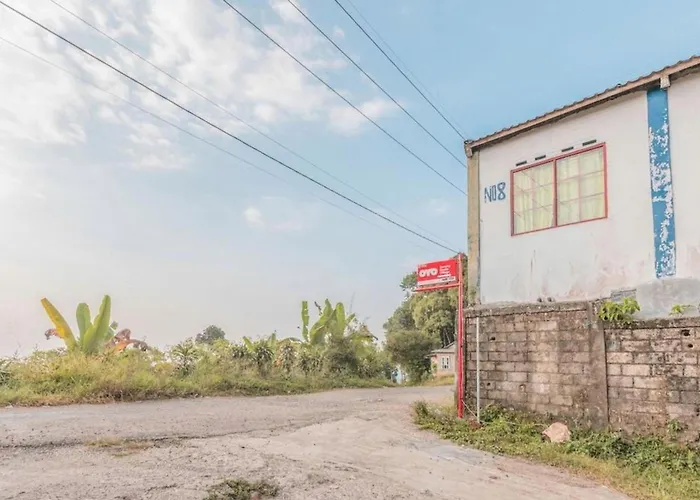 Hotel O Bogor Puncak Near Padang Golf Bukit Pelangi Formerly Gunung Geulis Village